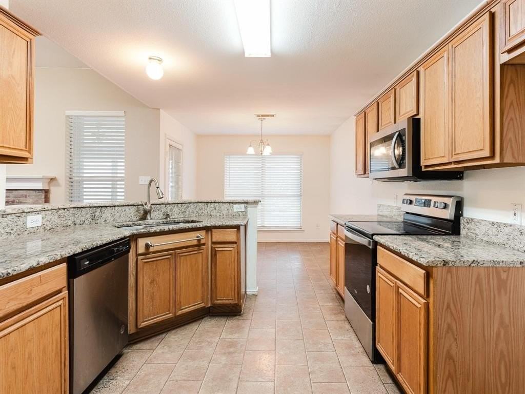 3208 Welch Ln - Photo 7 of 23