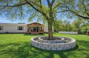 featured image of 822 E Fm 1187