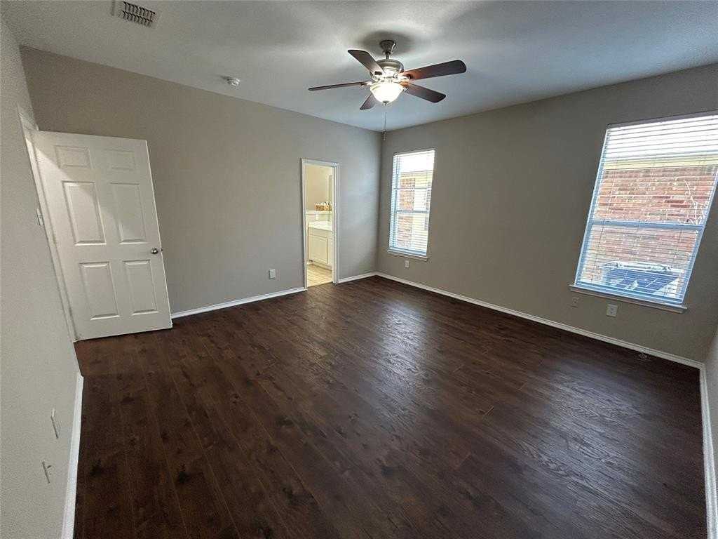 5148 Waterview Ct - Photo 6 of 19