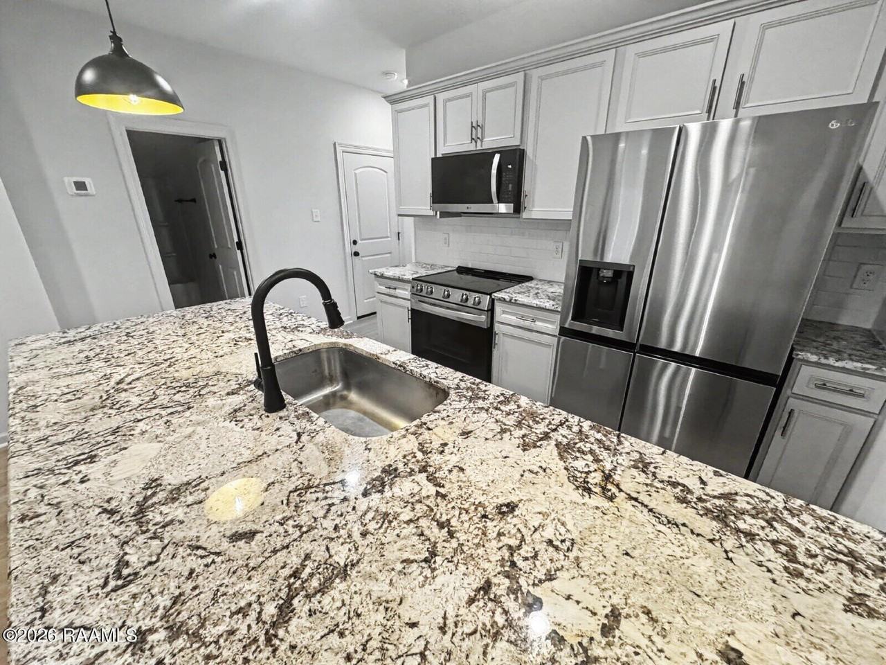 108 Foster Grove Dr - Photo 2 of 15