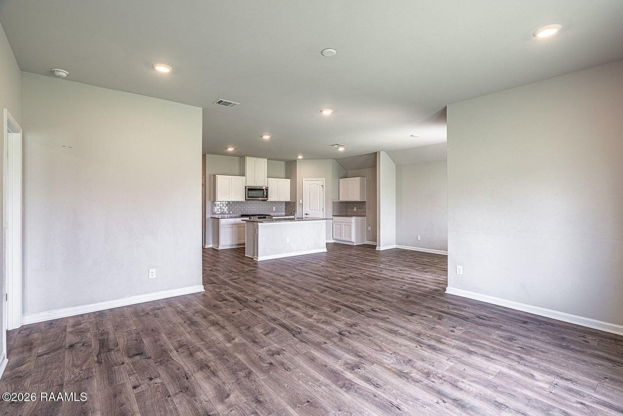 206 Chestnut Oak Dr - Photo 3 of 28