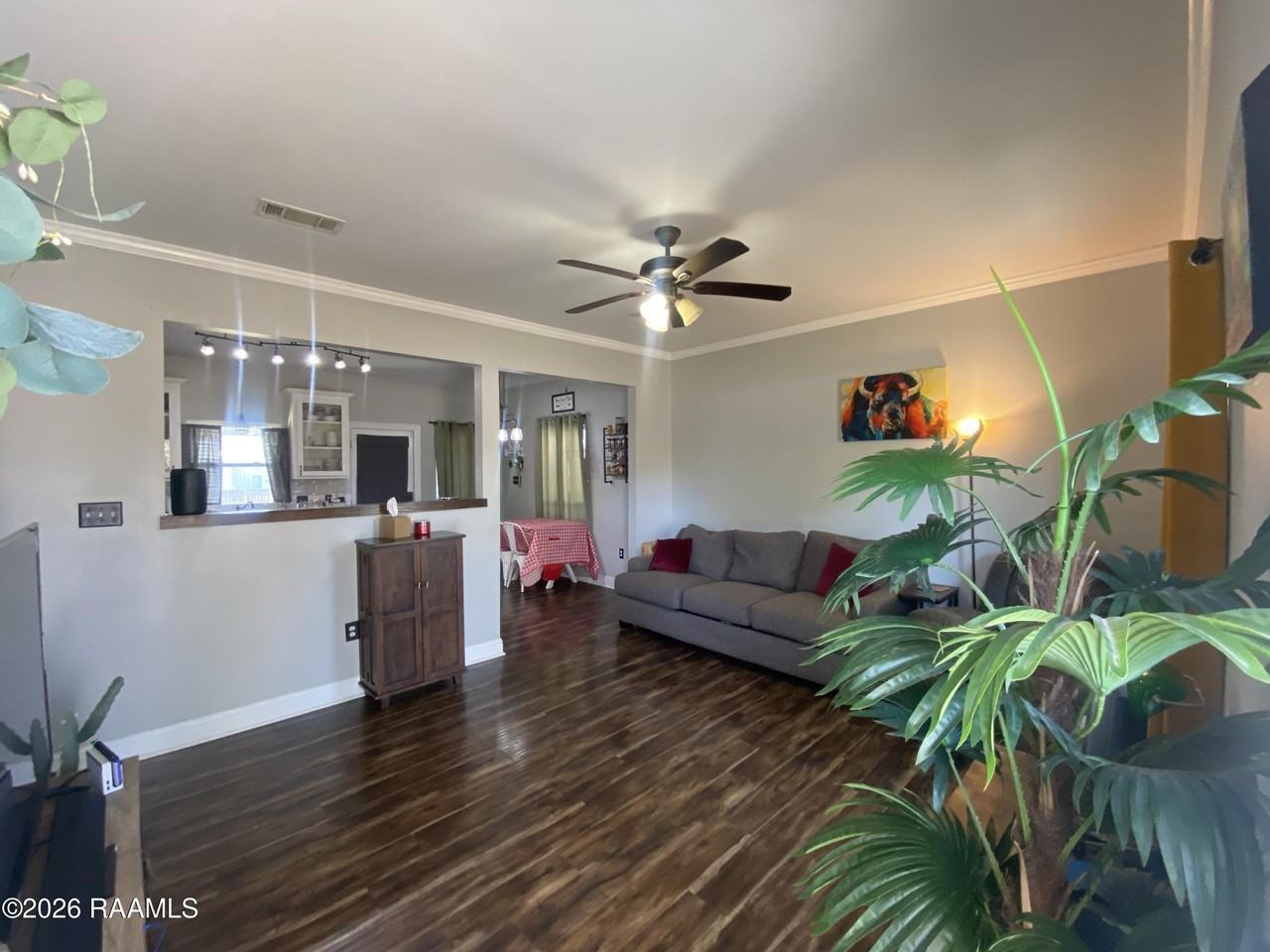 1005 Don Ave - Photo 3 of 19