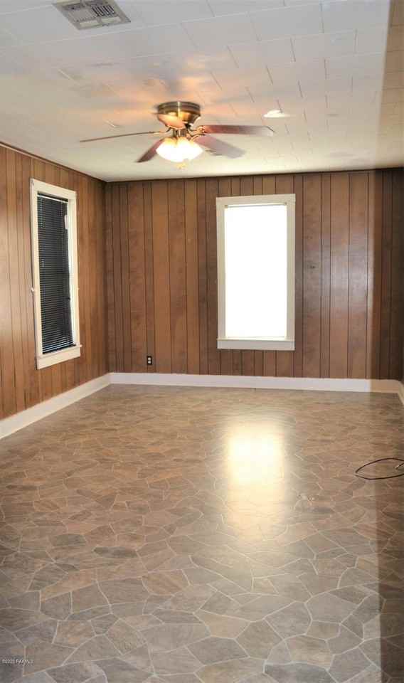 1710 S Iberia St - Photo 5 of 10