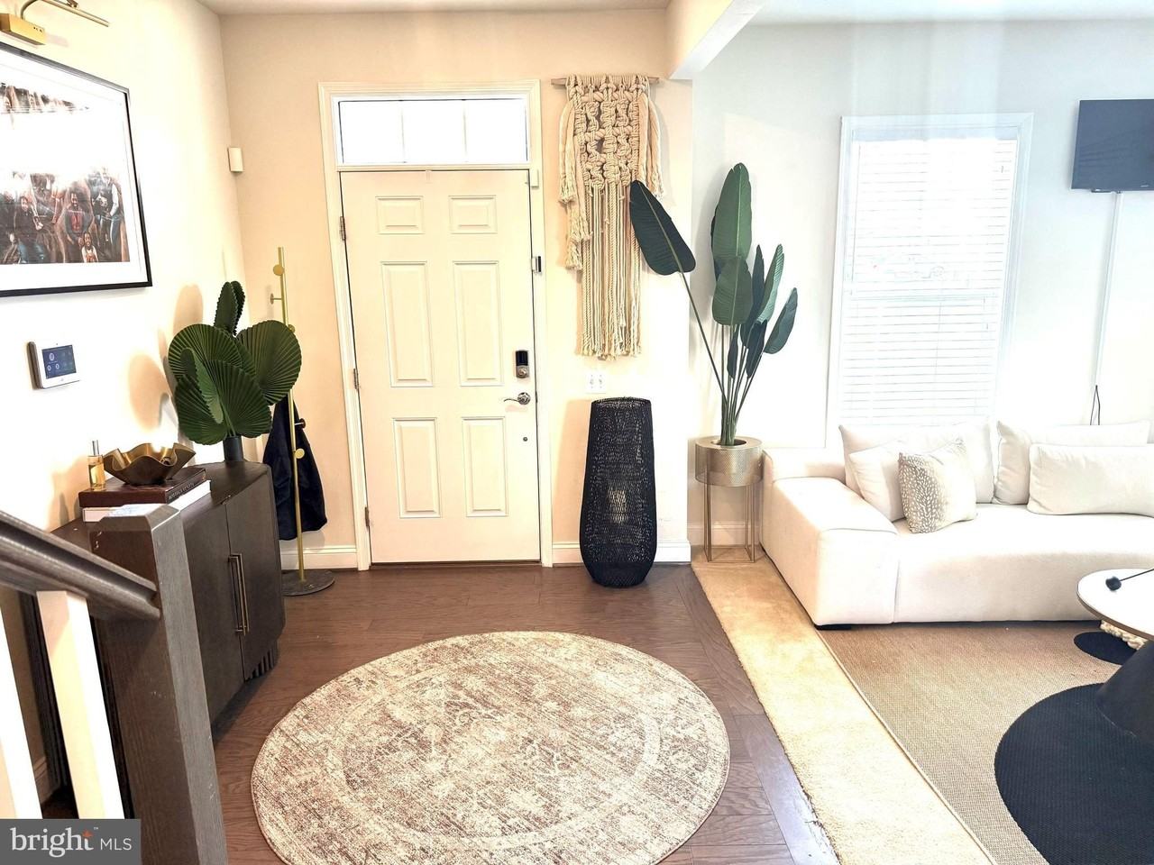 17351 Redshank Rd - Photo 5 of 50