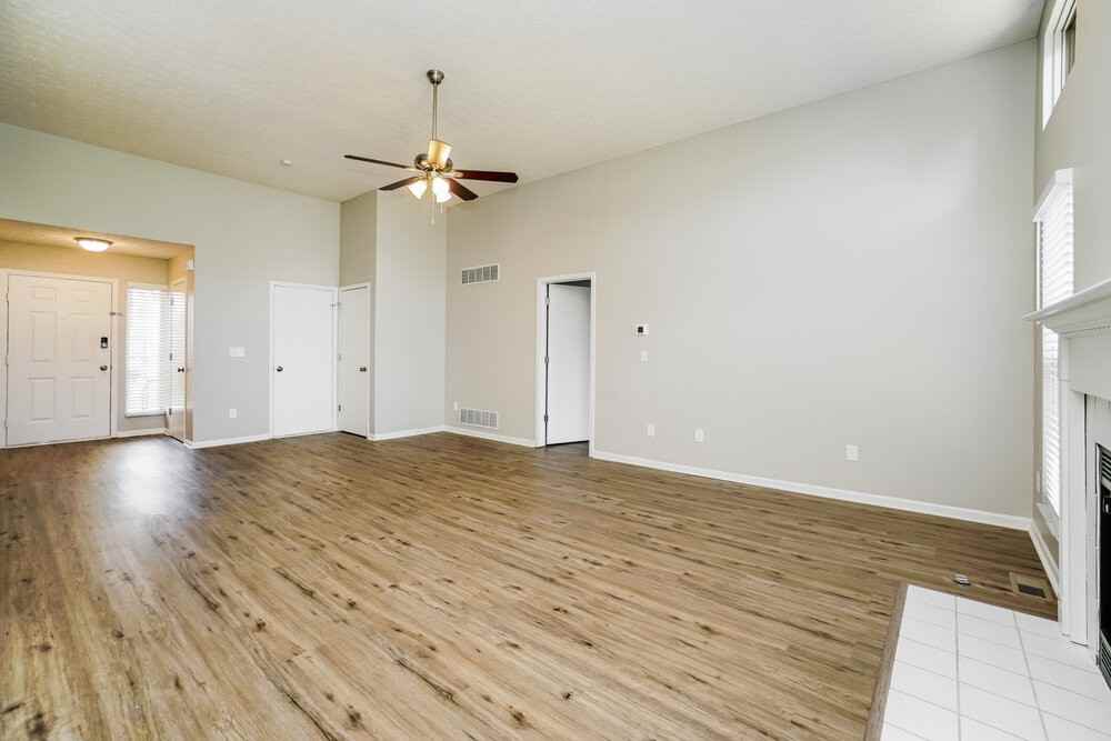 5655 Dashshund Ct - Photo 6 of 17