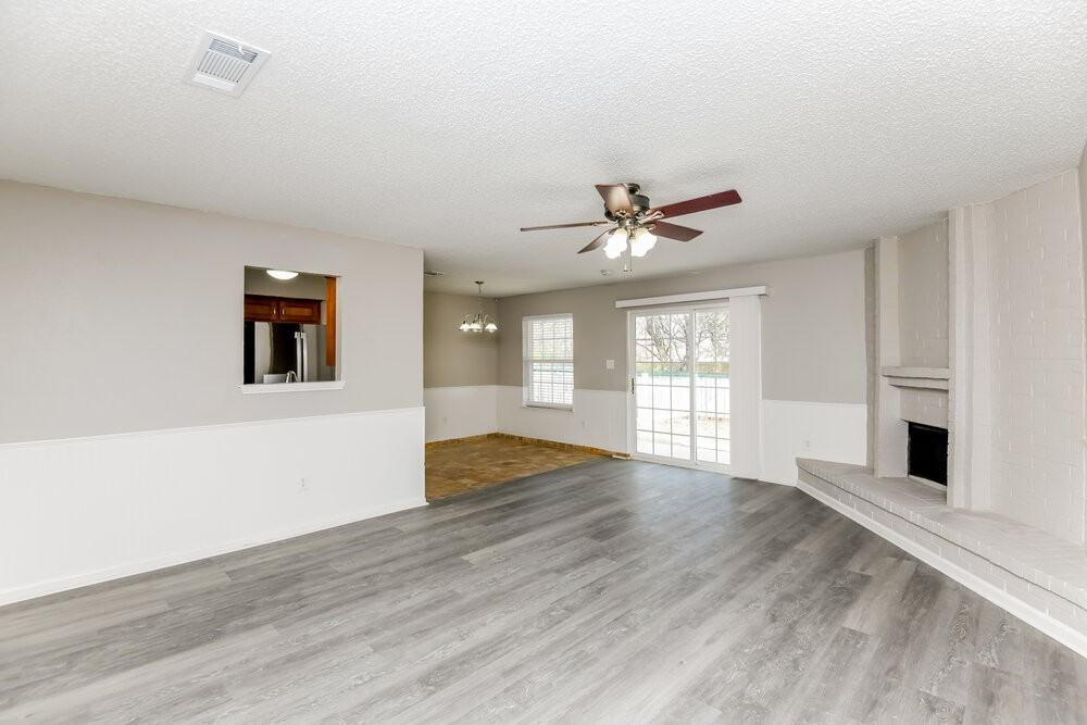 2321 Oakside Dr - Photo 7 of 16