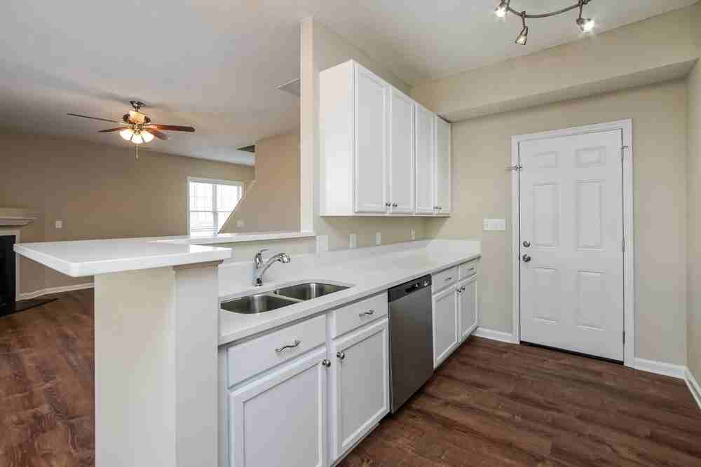 1969 Shadow Glen Dr - Photo 7 of 18