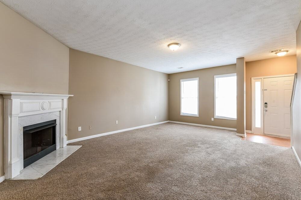 4832 Hairston Park Sq - Photo 4 of 17