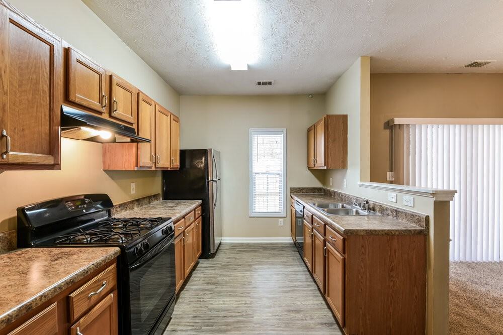 4832 Hairston Park Sq - Photo 7 of 17