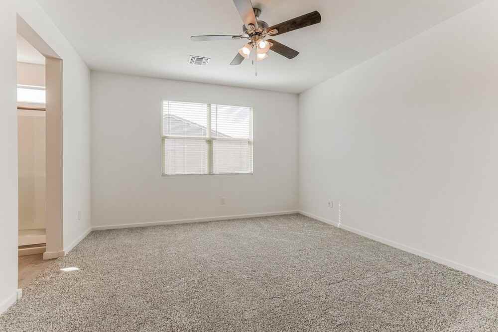 4565 W Hunter Trl - Photo 7 of 16