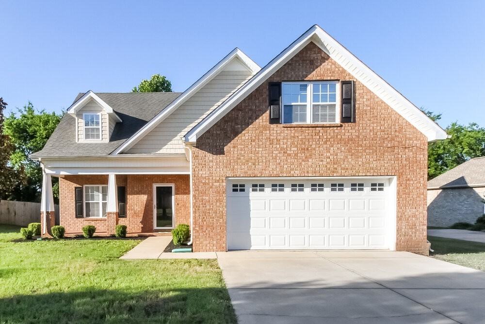 1120 Tiger Woods Way