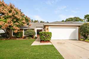 featured image of 634 Arbukle Ct