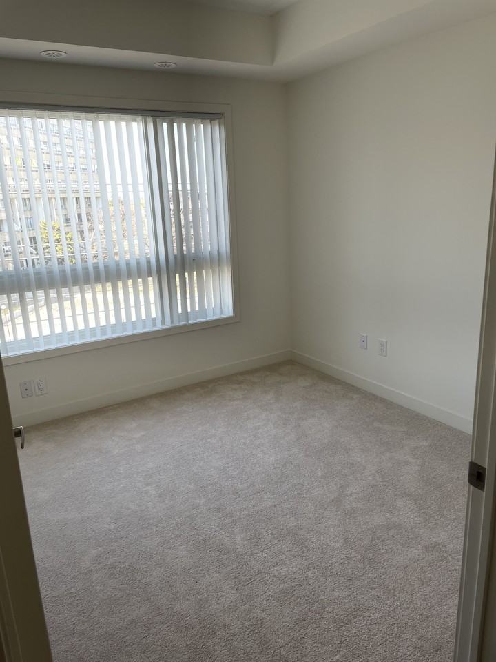 Sheppard Ave E & Markham Rd - Photo 4 of 9