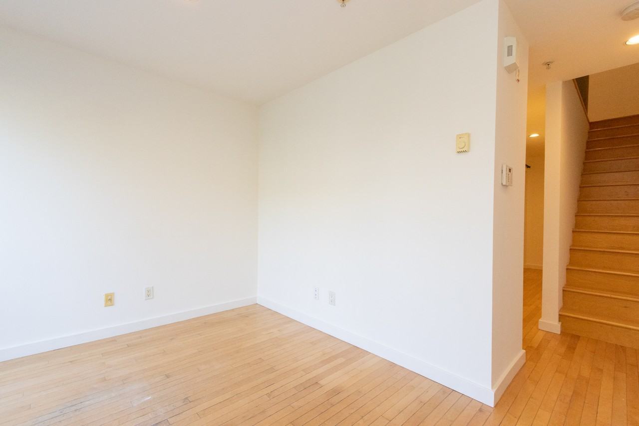 682 West 16th Avenue - Photo 2 of 23