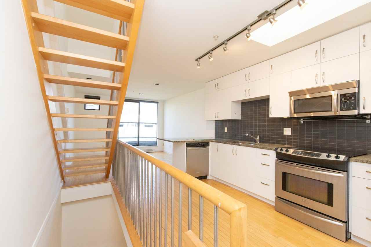 682 West 16th Avenue - Photo 5 of 23