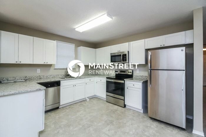 1209 Candler Dr - Photo 4 of 15