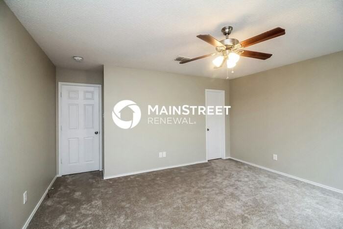 1209 Candler Dr - Photo 6 of 15