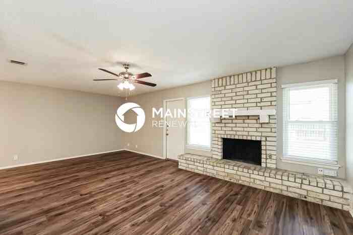 9387 Valley Bnd - Photo 3 of 16