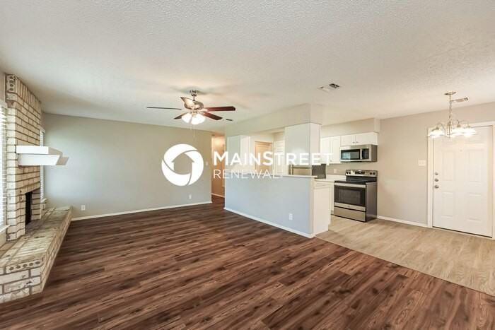 9387 Valley Bnd - Photo 4 of 16