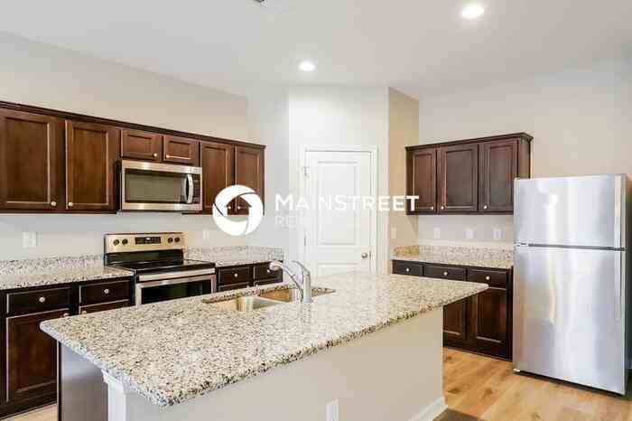 212 Quincy Meadow Ave - Photo 7 of 17