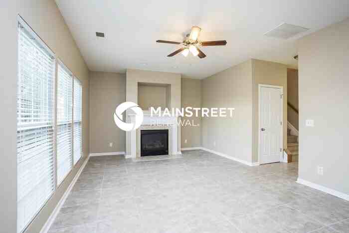 6827 Winners Dr - Photo 3 of 15