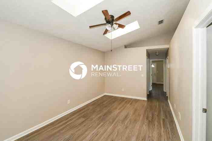 5118 Somerton Ct - Photo 2 of 16