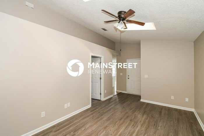 5118 Somerton Ct - Photo 4 of 16