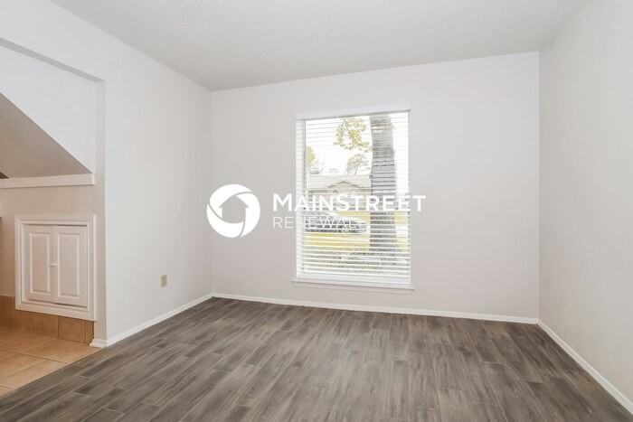 201 Wildfire Dr - Photo 6 of 17