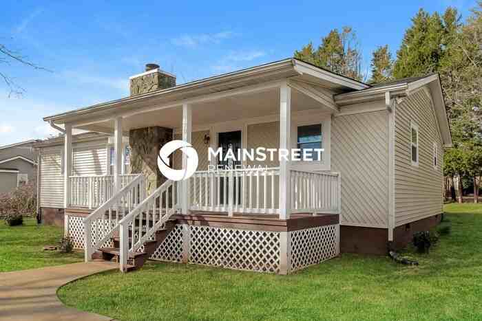 179 Hazelton Loop - Photo 4 of 16