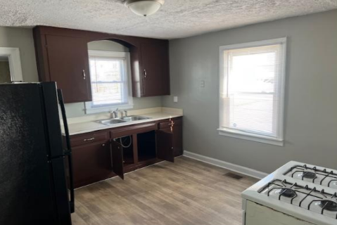 1317 Oakwood Ave #1 - Photo 7 of 13