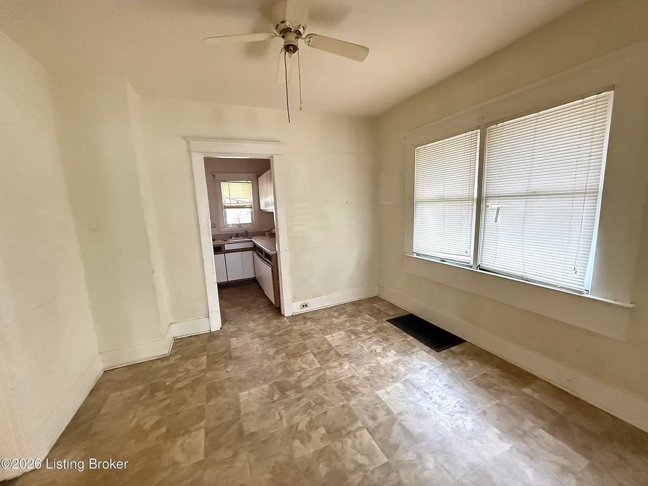 1212 Queen Ave #1 - Photo 5 of 22