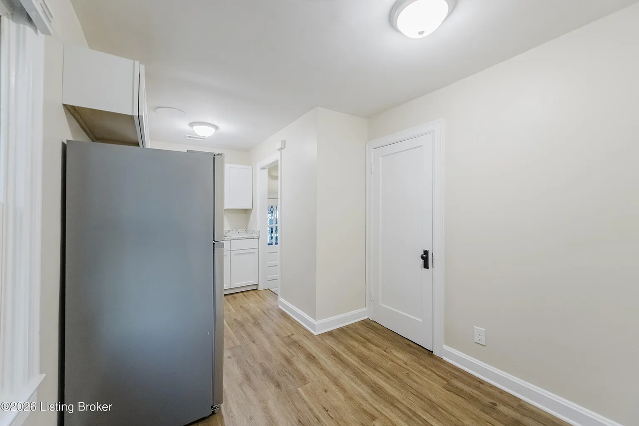 4405 S 2nd St #1 - Photo 6 of 50