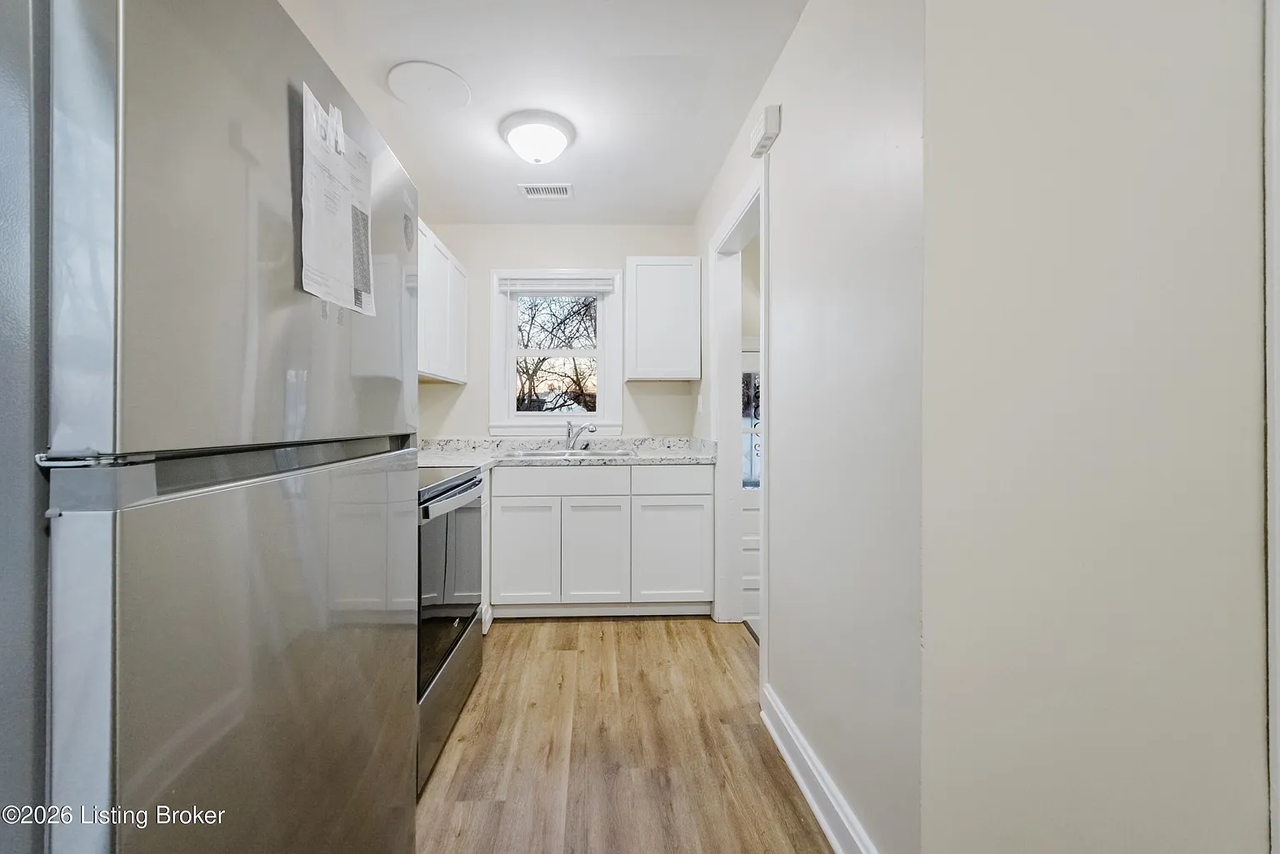 4405 S 2nd St #1 - Photo 7 of 50