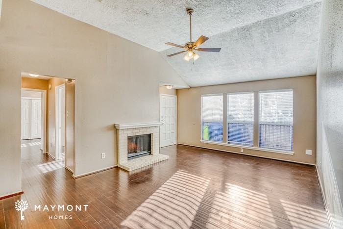 17514 Northfalk Dr - Photo 4 of 14