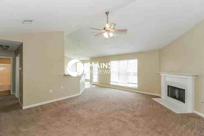 1647 Sarah Ann Dr W - Photo 5 of 16