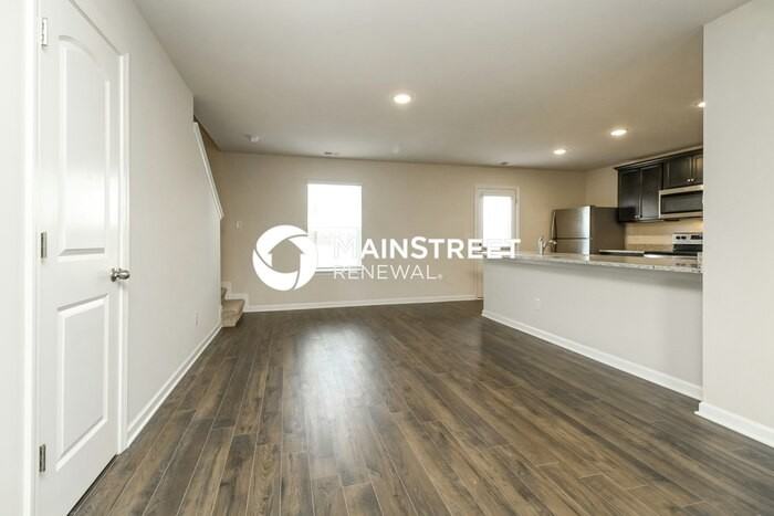 147 Westcott St - Photo 5 of 17