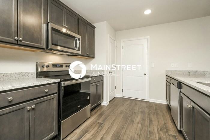 147 Westcott St - Photo 7 of 18