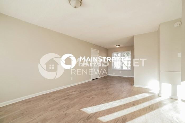 6320 Valleybrook Cv - Photo 4 of 15