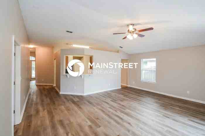 1517 Slash Pine Ct - Photo 5 of 16