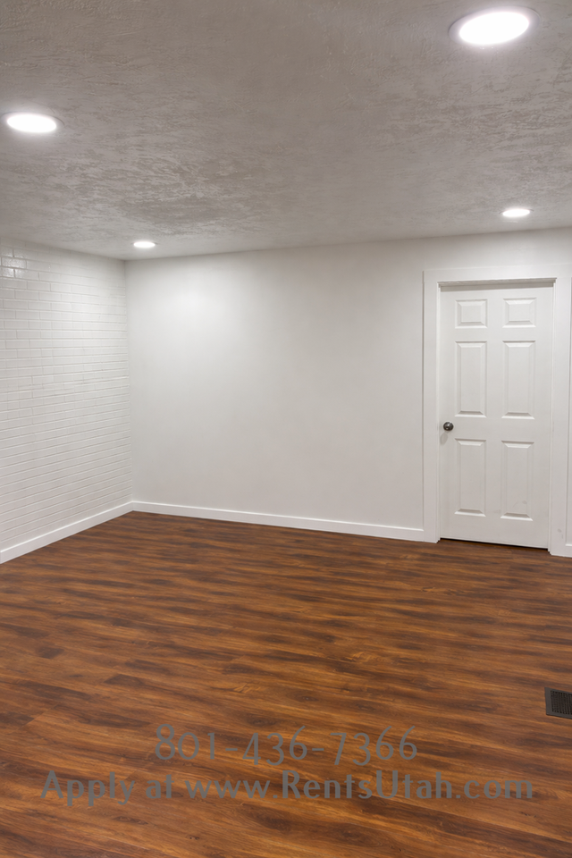 2091 W 220 N #1 - Photo 5 of 23