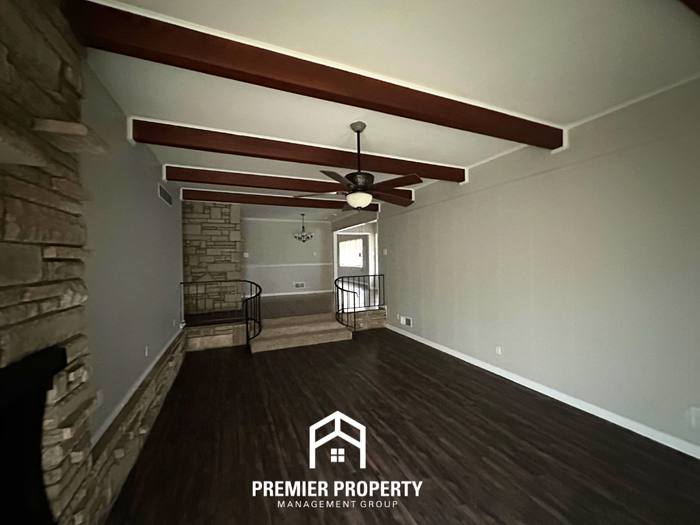 6297 Trafalgar Rd - Photo 5 of 21