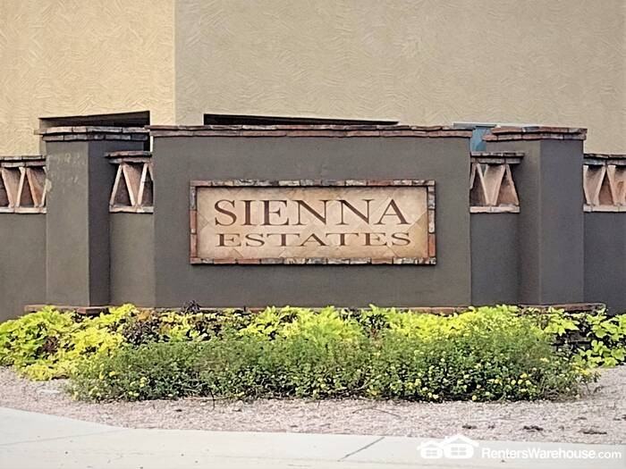 239 S Aaron - Photo 3 of 32