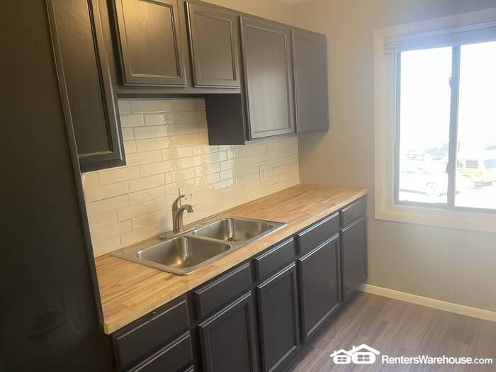 1931 Viking Dr Nw #24 - Photo 5 of 14