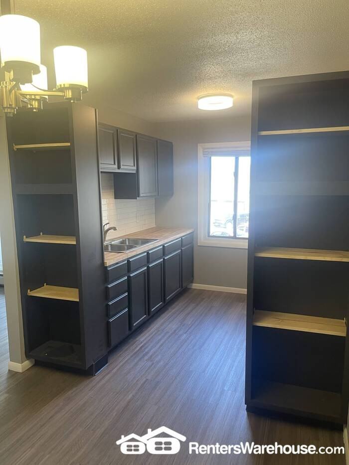 1931 Viking Dr Nw #24 - Photo 6 of 14