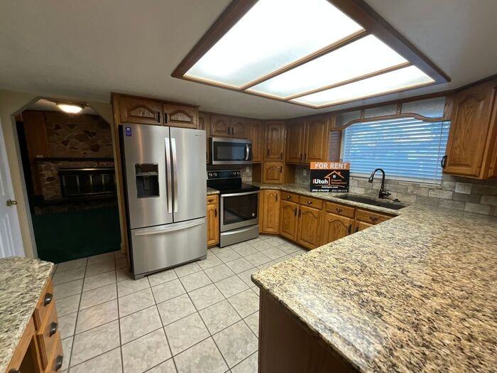 5859 S 3500 W #1FRONT - Photo 7 of 44