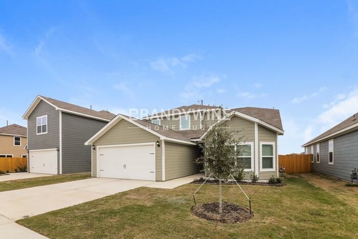 9613 Klondike Dr - Photo 2 of 25