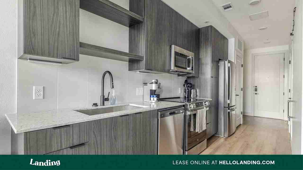 1010 Springdale Rd - Photo 4 of 50