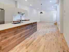 featured image of 4795 Rue Sainte-Catherine E