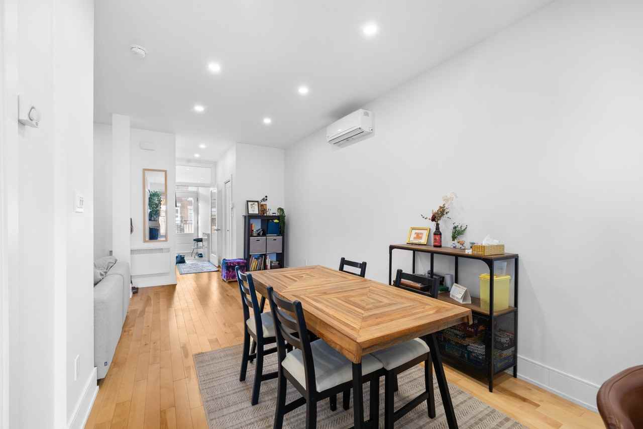 8259 Rue St-Denis - Photo 5 of 15