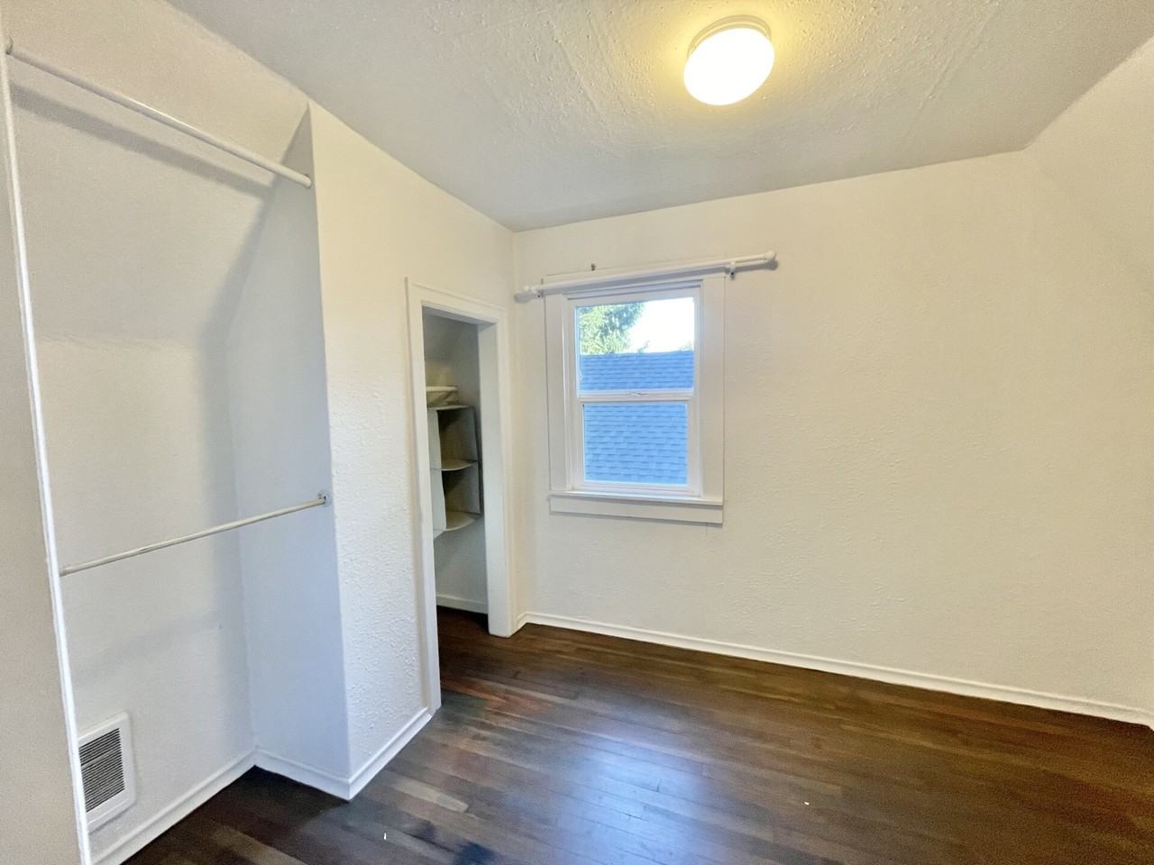 7223 61St Avenue Southeast 61St Ave Se - Photo 5 of 40